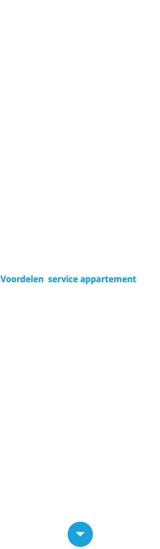 Een service appartement, wat is dat precies? Een service appartement is een zelfstandige woonruimte in een flat of binnen een complex van gebouwen. Een ruim appartement met woonkamer, keuken en meerdere slaap- of werkkamers. Naast woonruimte biedt een service appartement verschillende diensten en voorzieningen. Sommige collectief, andere aanvullend door u te kiezen. Zo is het onderhoud aan verwarming, water, gebouw en terrein altijd collectief. De bibliotheekservice of de medicijnen-bezorgdienst zijn bijvoorbeeld individuele diensten. Ook kunt u zelf kiezen voor o.a., het gebruik van de logeermogelijkheid en andere aanwezige voorzieningen. Voordelen service appartement Extra veiligheid in en om uw appartement Personen alarmering standaard Noodhulp en calamiteitenservice 24 uur per dag Kwalitatief uitstekende warme maaltijdservice Schoonmaakservice Privéverzorging of verpleging thuis mogelijk Geen onderhoud van woning of tuin Vrijblijvende gemeenschappelijke activiteiten De mogelijkheid tot uitbreiding van faciliteiten en service verkleint de noodzaak om naar een verzorgingshuis te moeten verhuizen aanzienlijk 